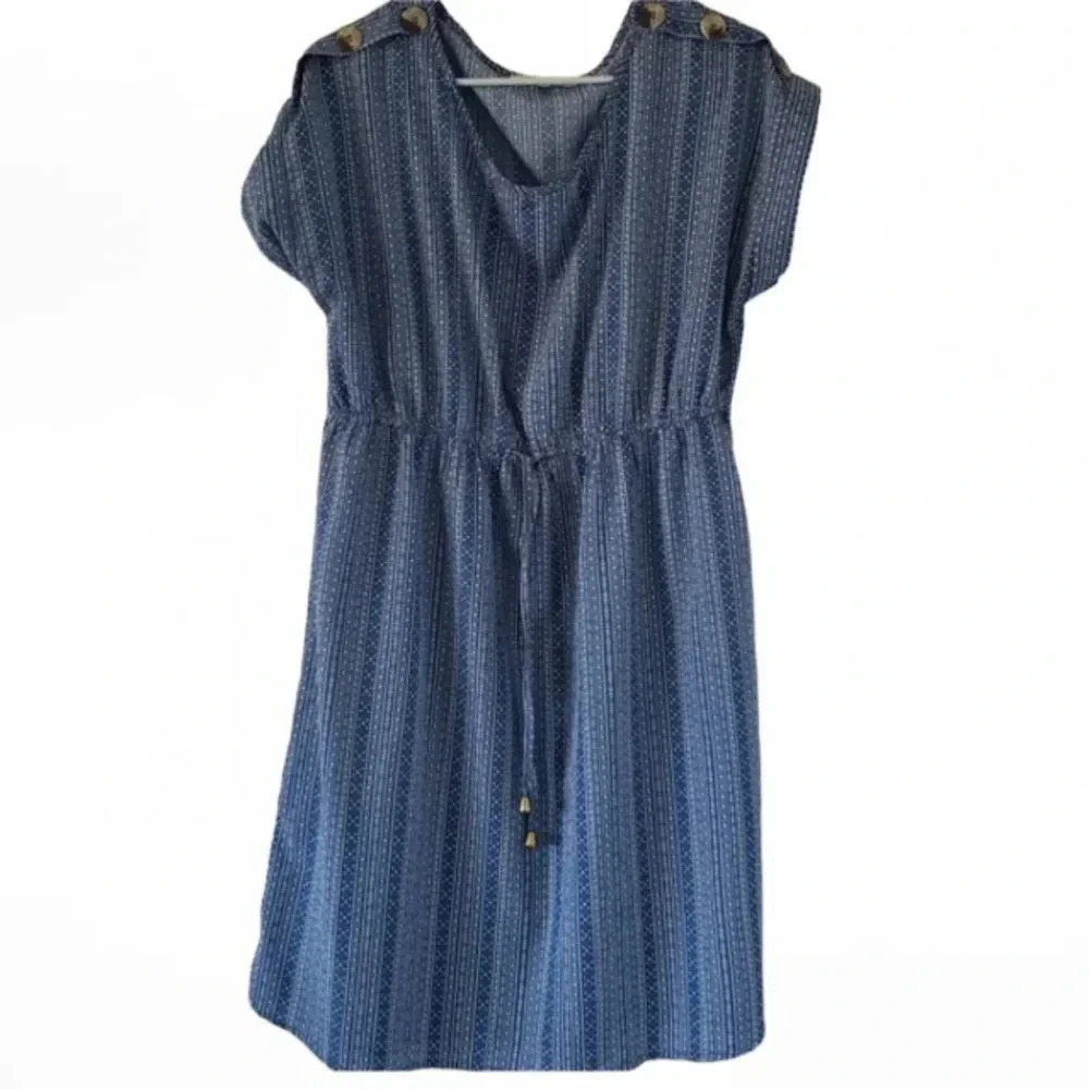 Blush blue dress size Large‎